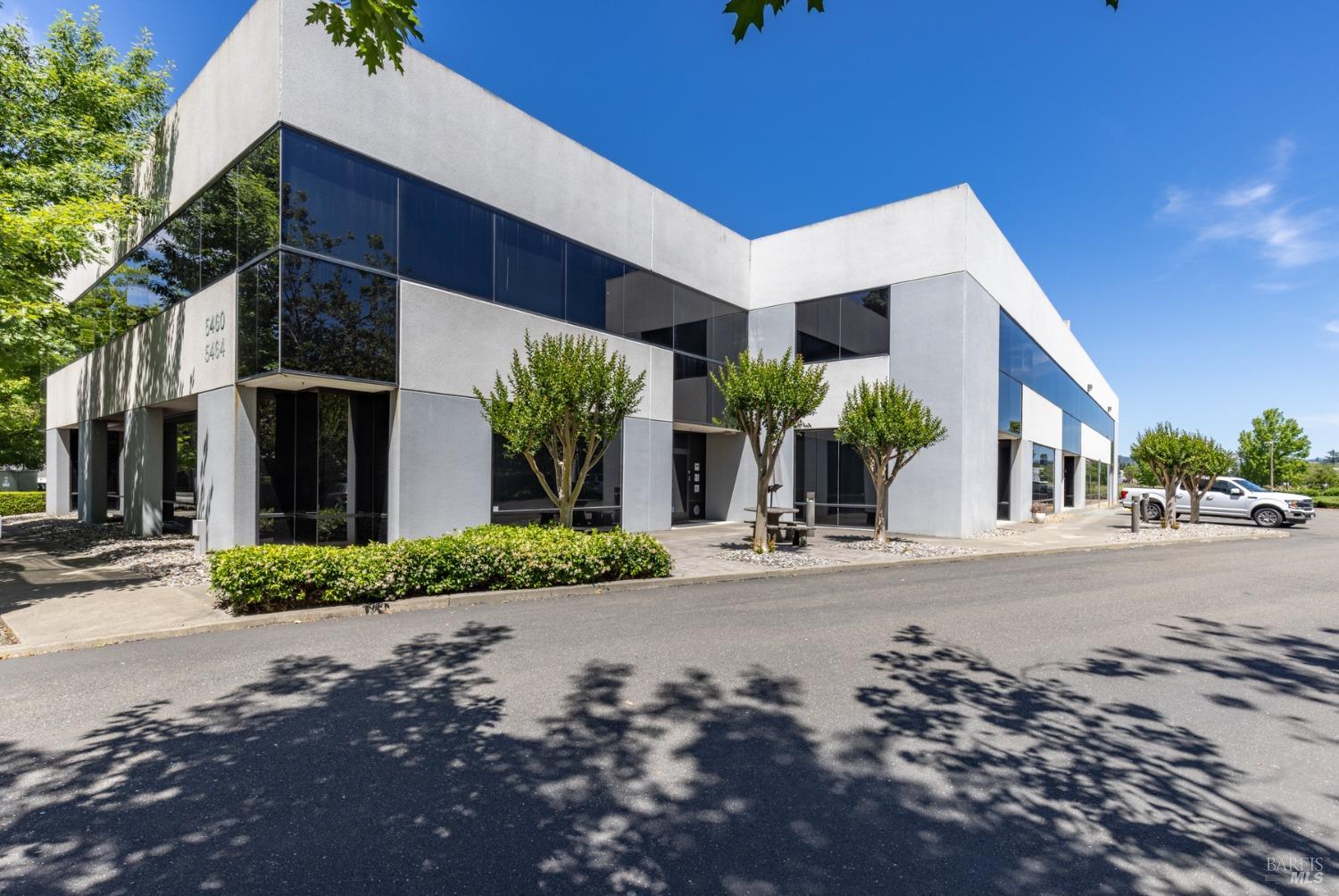 5464 Skylane Boulevard Santa Rosa CA 95403