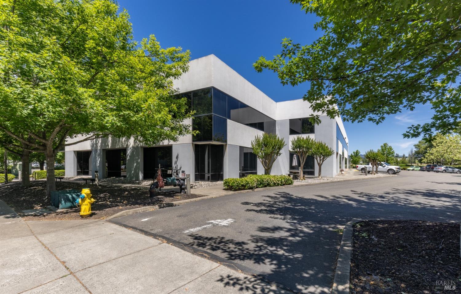 5464 Skylane Boulevard Santa Rosa CA 95403
