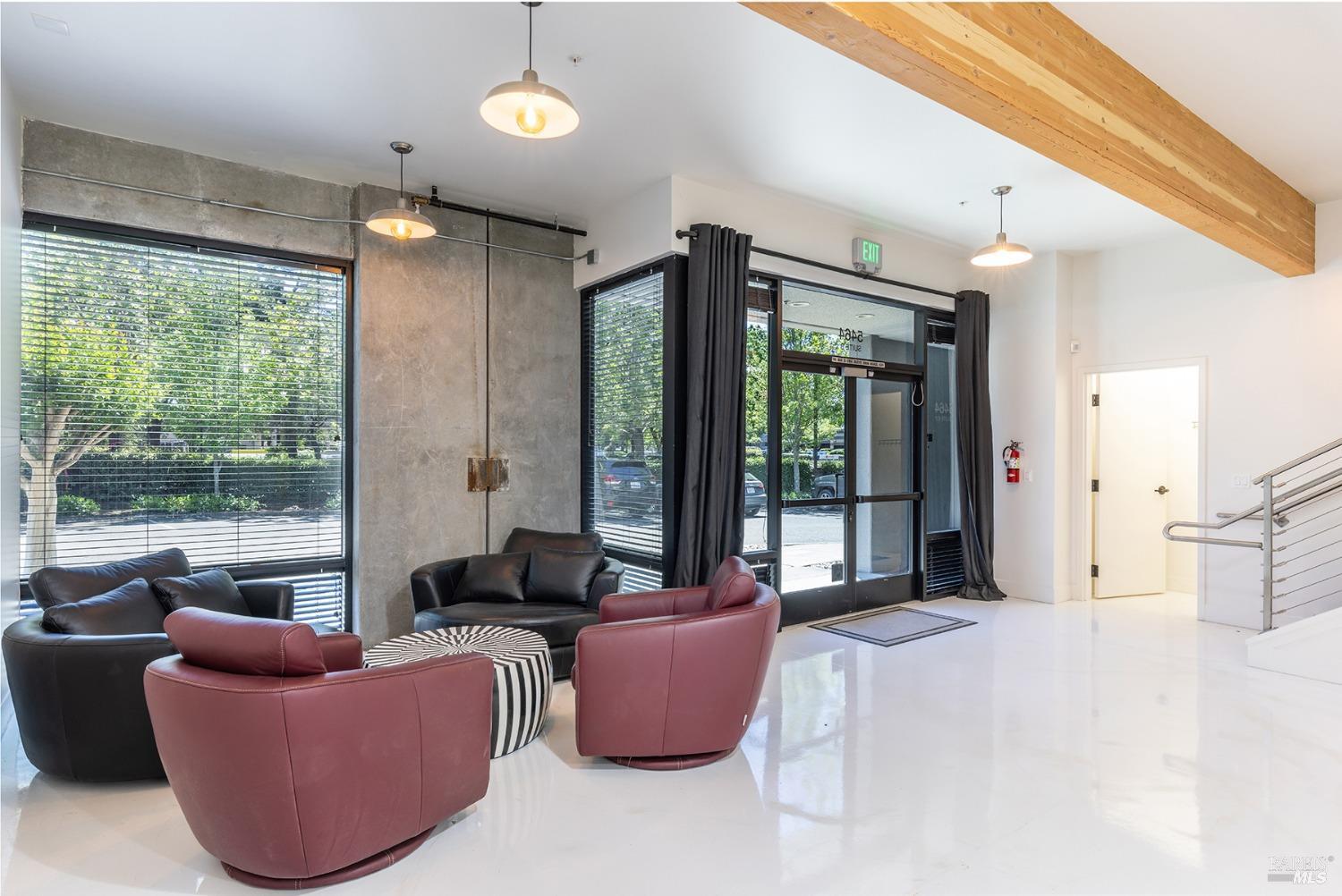 5464 Skylane Boulevard Santa Rosa CA 95403