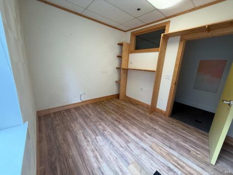 8911 Lakewood Drive Windsor CA 95492