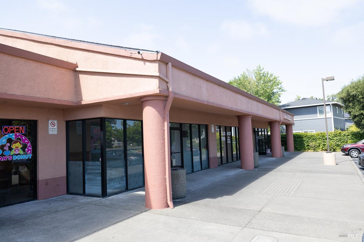 2550 Guerneville Road Santa Rosa CA 95401