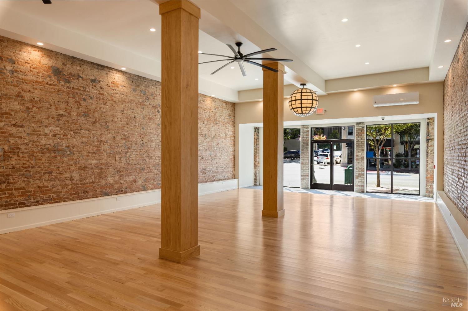302 N Main Street Lakeport CA 95453