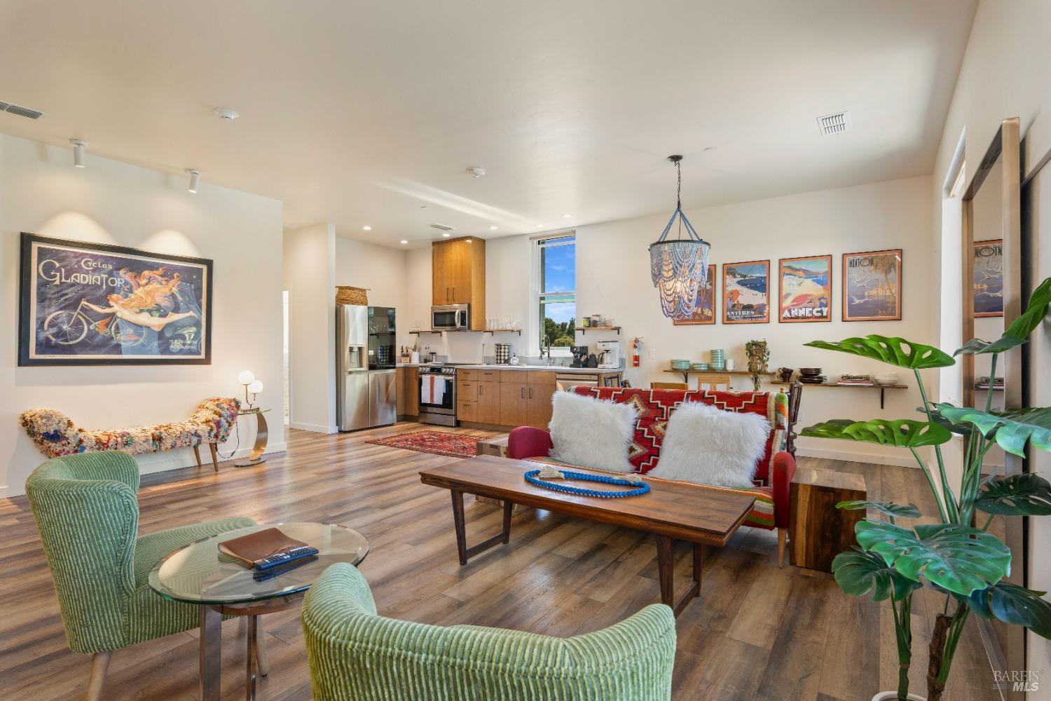 302 N Main Street Lakeport CA 95453