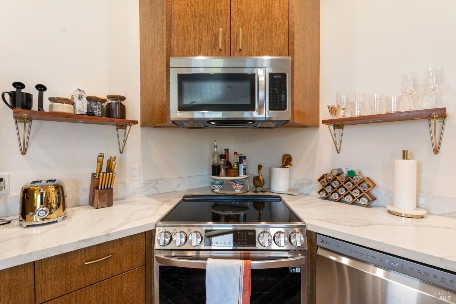 302 N Main Street Lakeport CA 95453