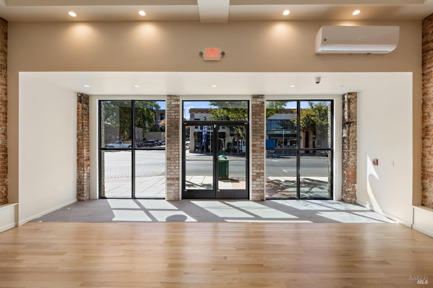 302 N Main Street Lakeport CA 95453