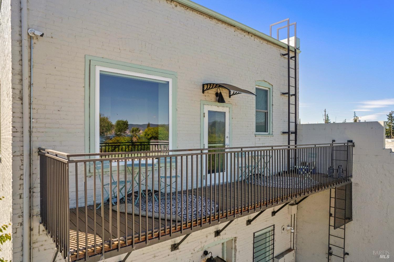 302 N Main Street Lakeport CA 95453