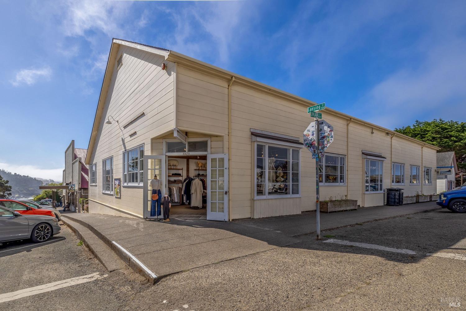 10470 Lansing Street Mendocino CA 95460
