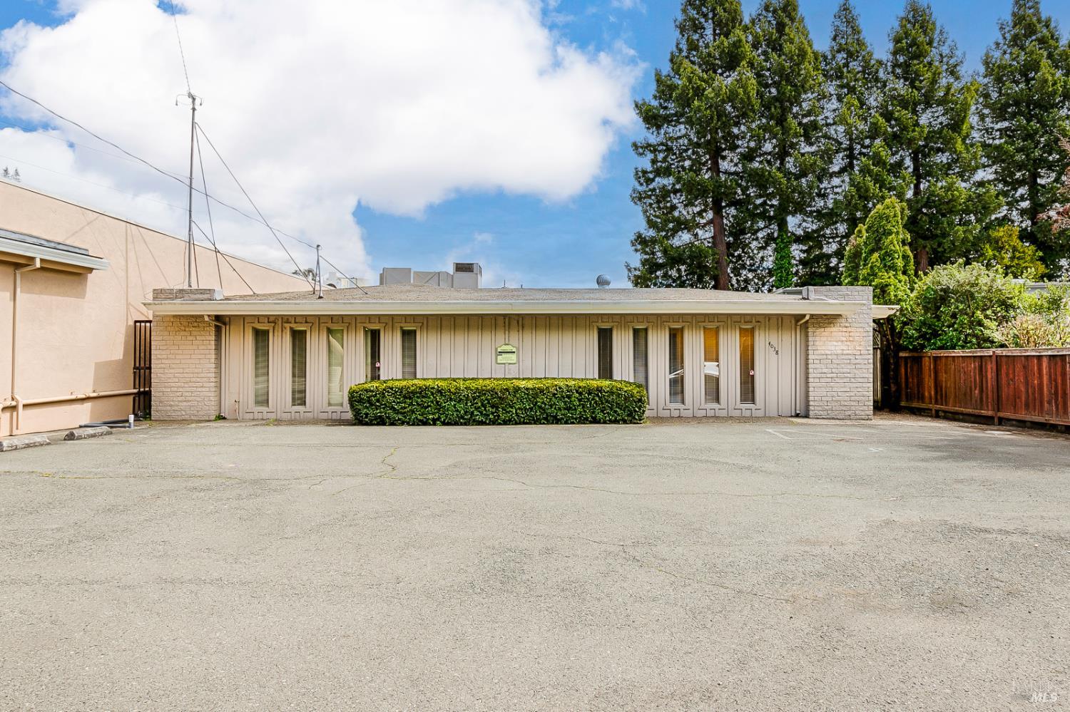 4038 Montgomery Drive Santa Rosa CA 95405