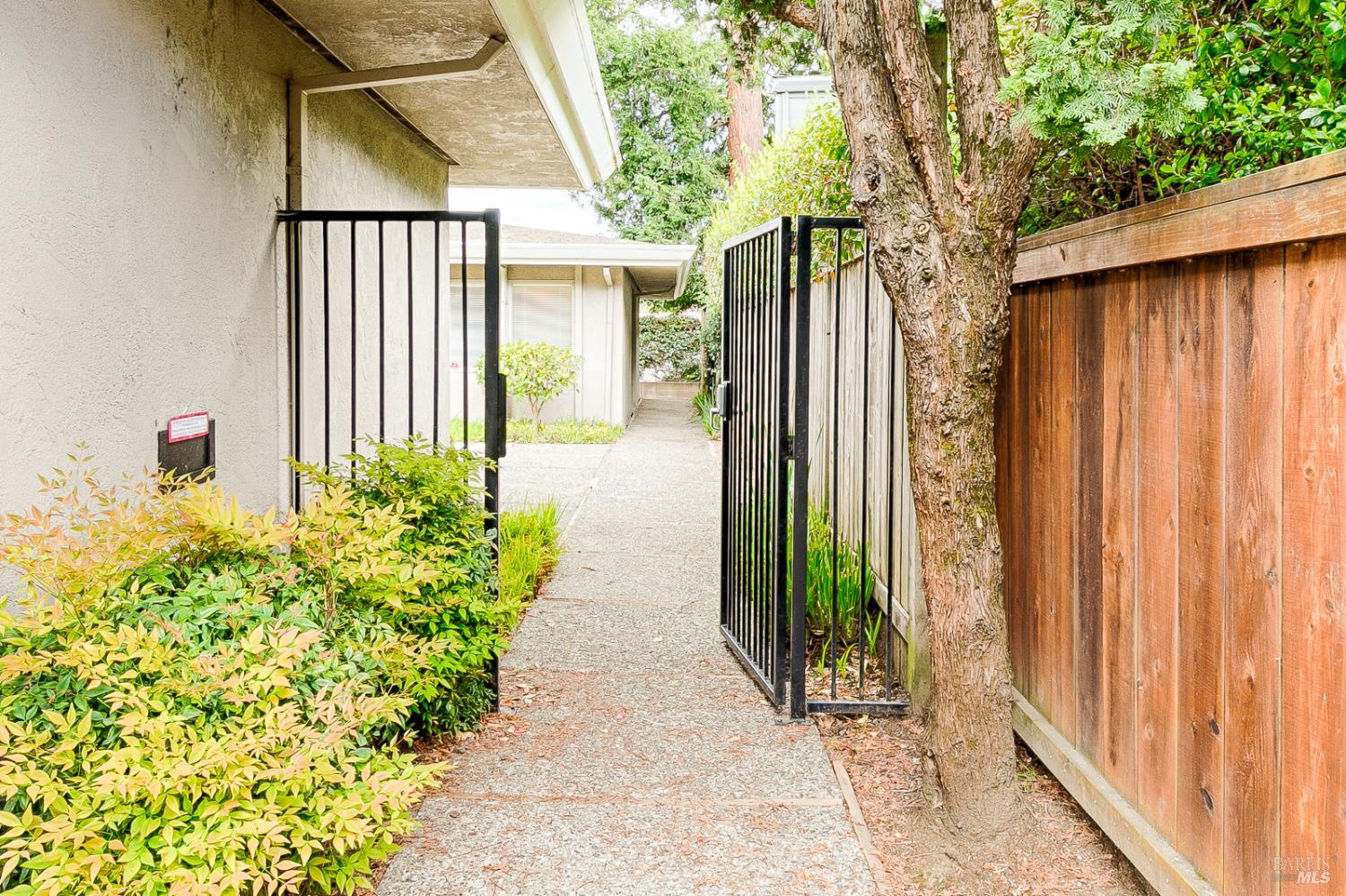 4038 Montgomery Drive Santa Rosa CA 95405