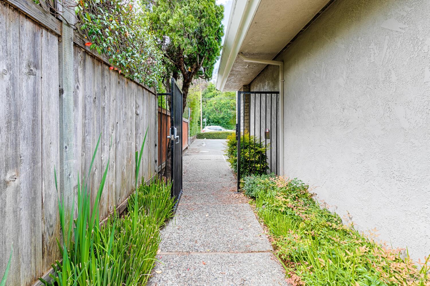 4038 Montgomery Drive Santa Rosa CA 95405