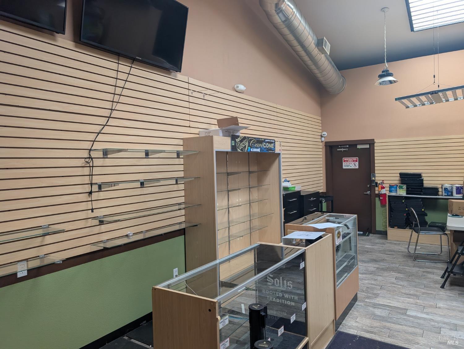 2550 Oak Street Napa CA 94559