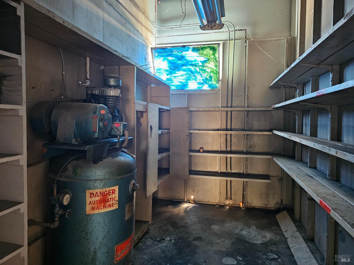 45010 Highway 101 Highway Laytonville CA 95454