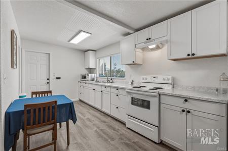 14420 Lakeshore Drive Clearlake CA 95422