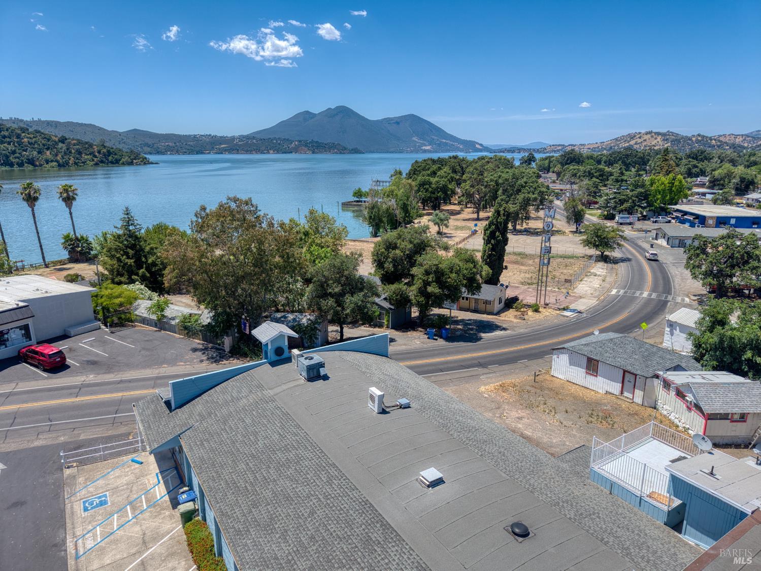 14420 Lakeshore Drive Clearlake CA 95422
