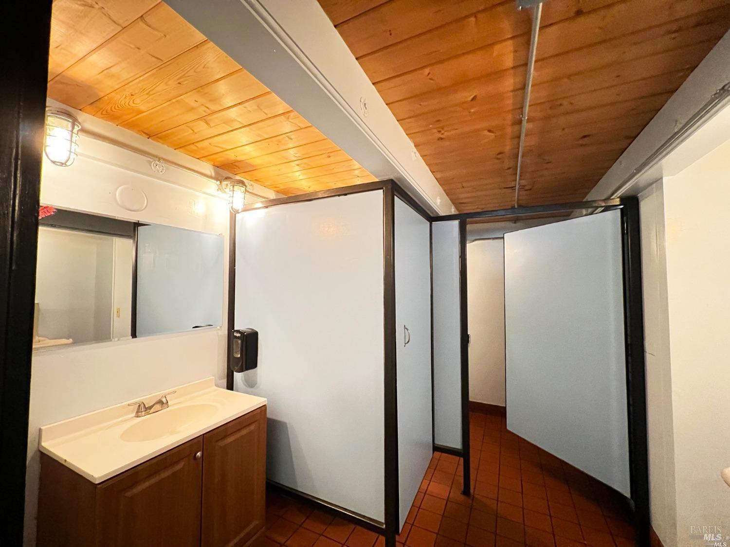 102 S State Street Ukiah CA 95482