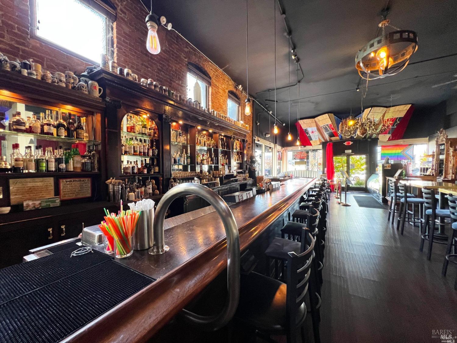 102 S State Street Ukiah CA 95482