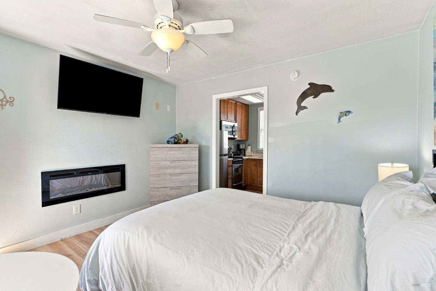 18725 N Highway 1 Highway Fort Bragg CA 95437