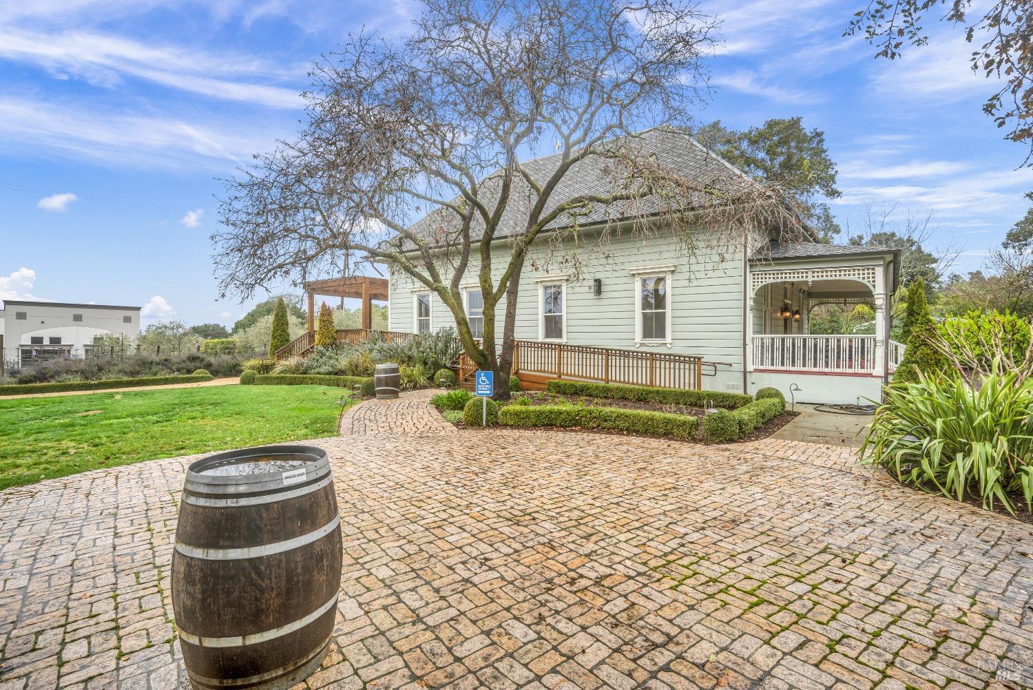 129 Devlin Road Napa CA 94558