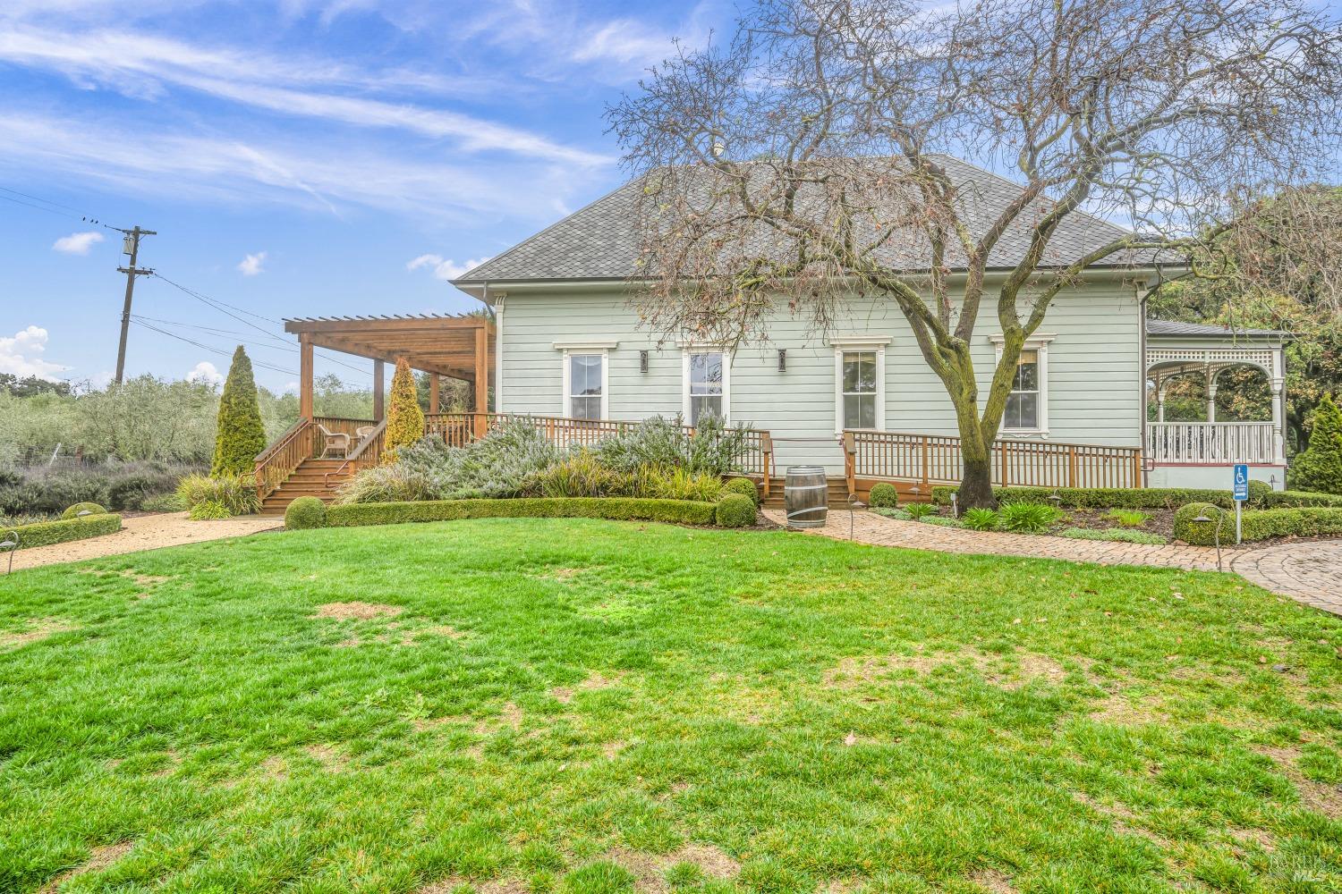 129 Devlin Road Napa CA 94558