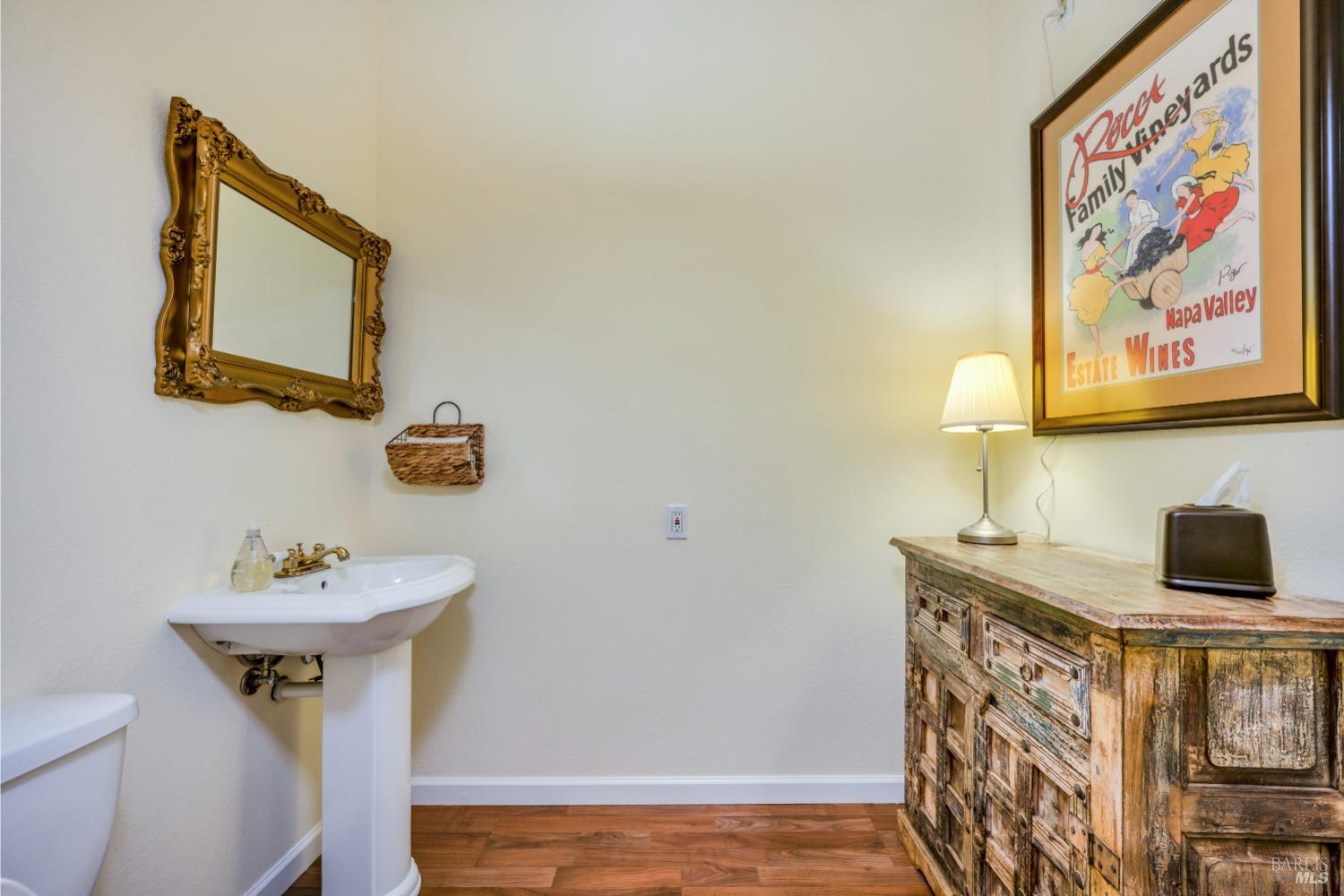 129 Devlin Road Napa CA 94558