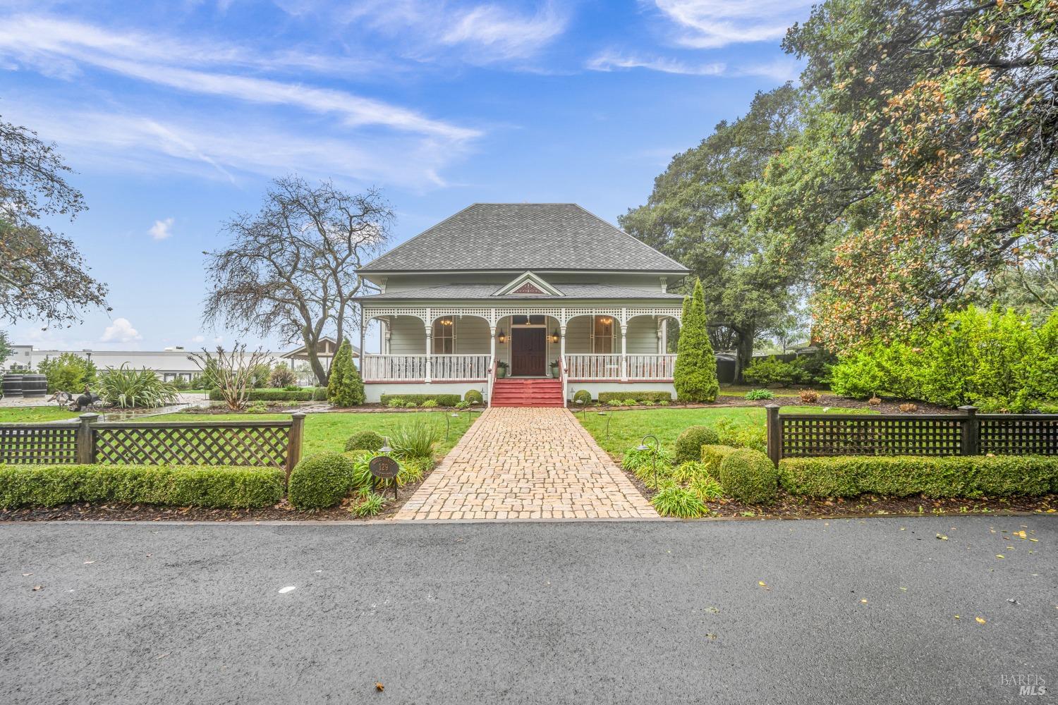 129 Devlin Road Napa CA 94558