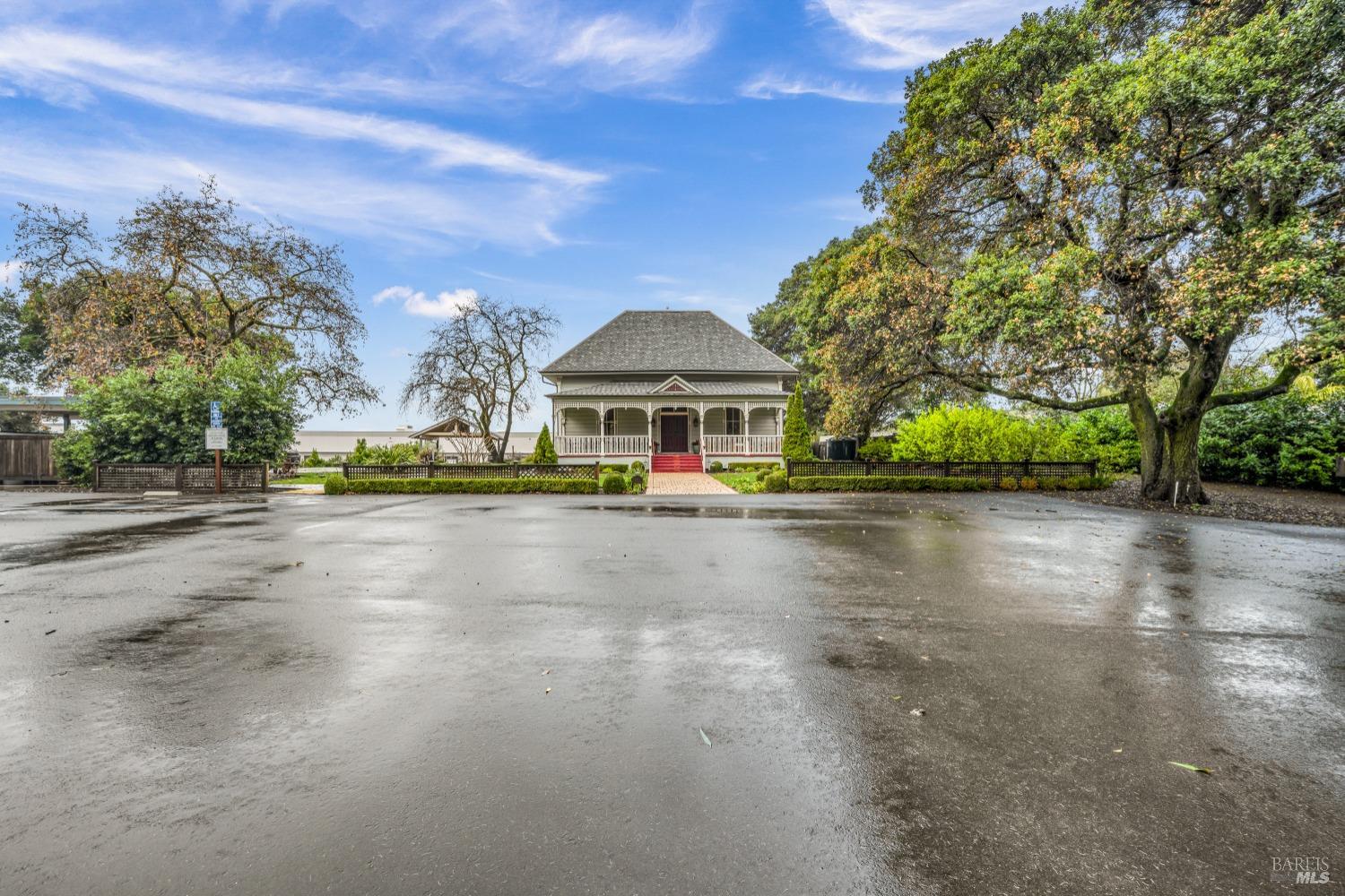 129 Devlin Road Napa CA 94558