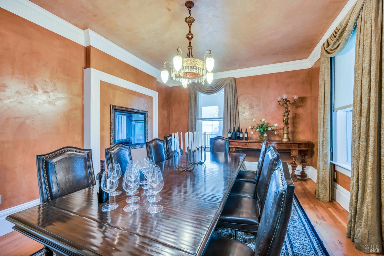 129 Devlin Road Napa CA 94558