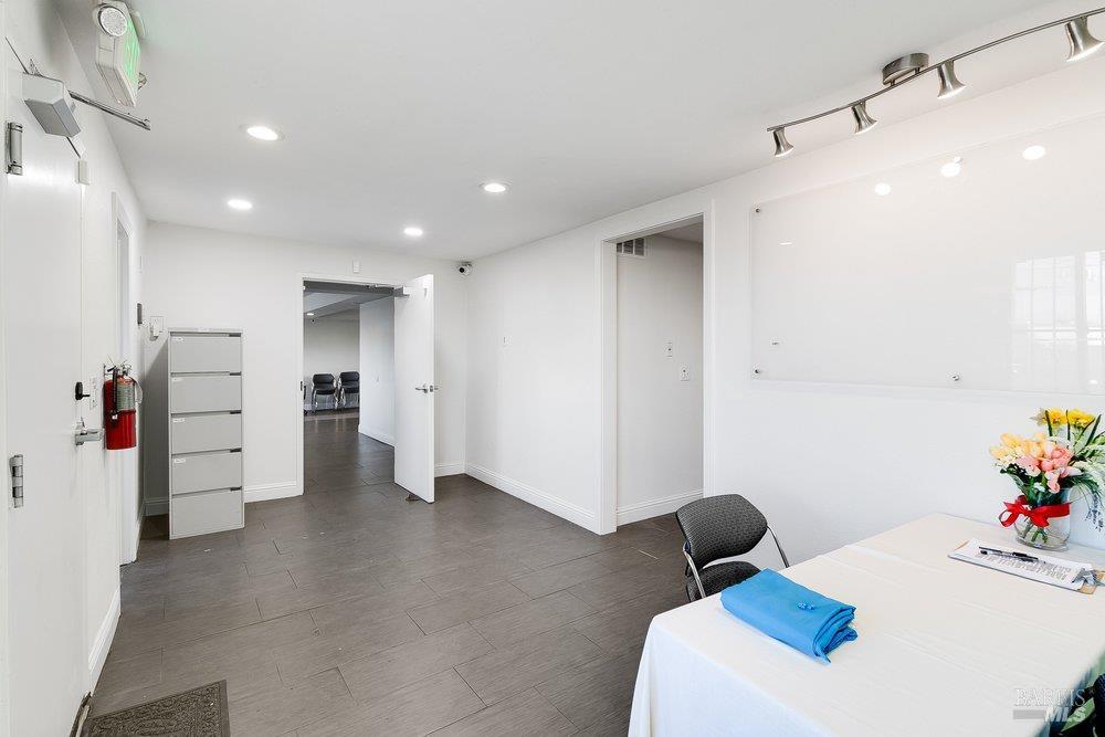 1966 Broadway Street Vallejo CA 94589
