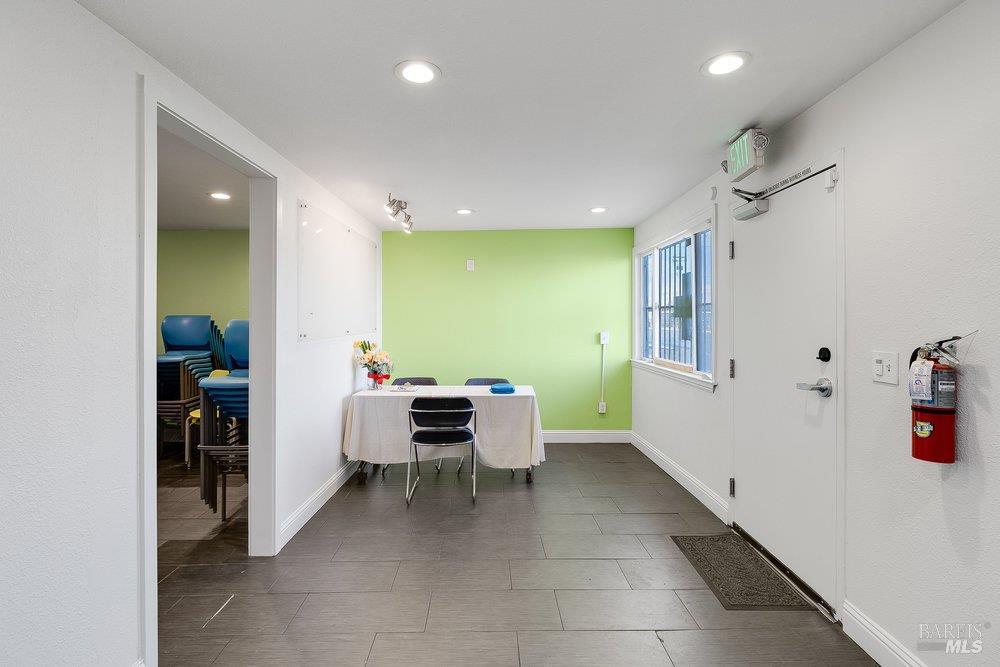 1966 Broadway Street Vallejo CA 94589