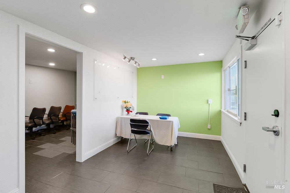 1966 Broadway Street Vallejo CA 94589