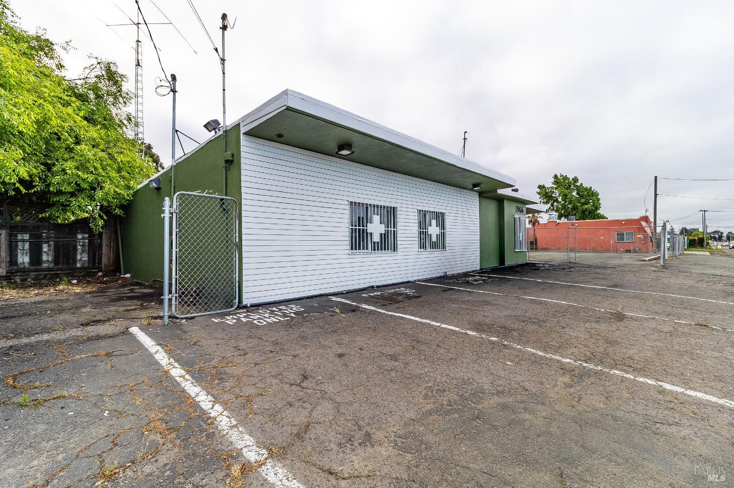 1966 Broadway Street Vallejo CA 94589