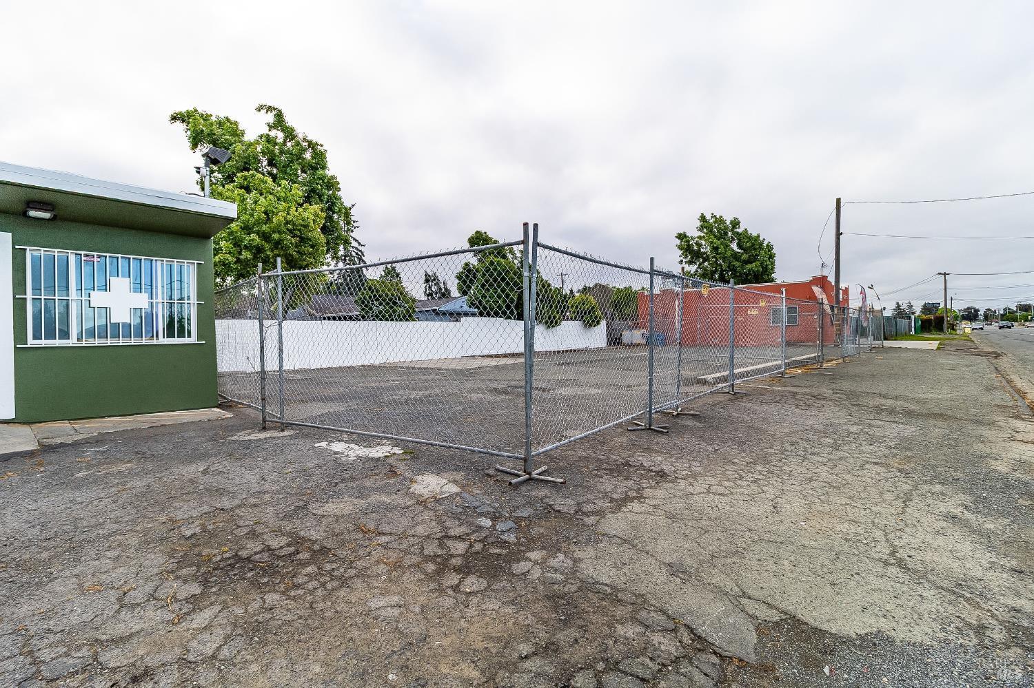1966 Broadway Street Vallejo CA 94589