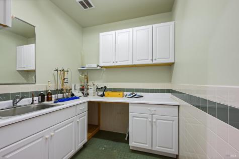 595 Santana Drive Cloverdale CA 95425
