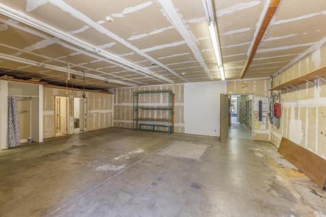 219 S Cloverdale Boulevard Cloverdale CA 95425