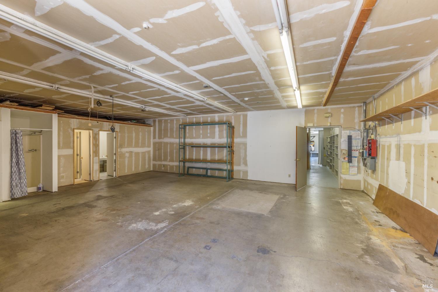 219 S Cloverdale Boulevard Cloverdale CA 95425