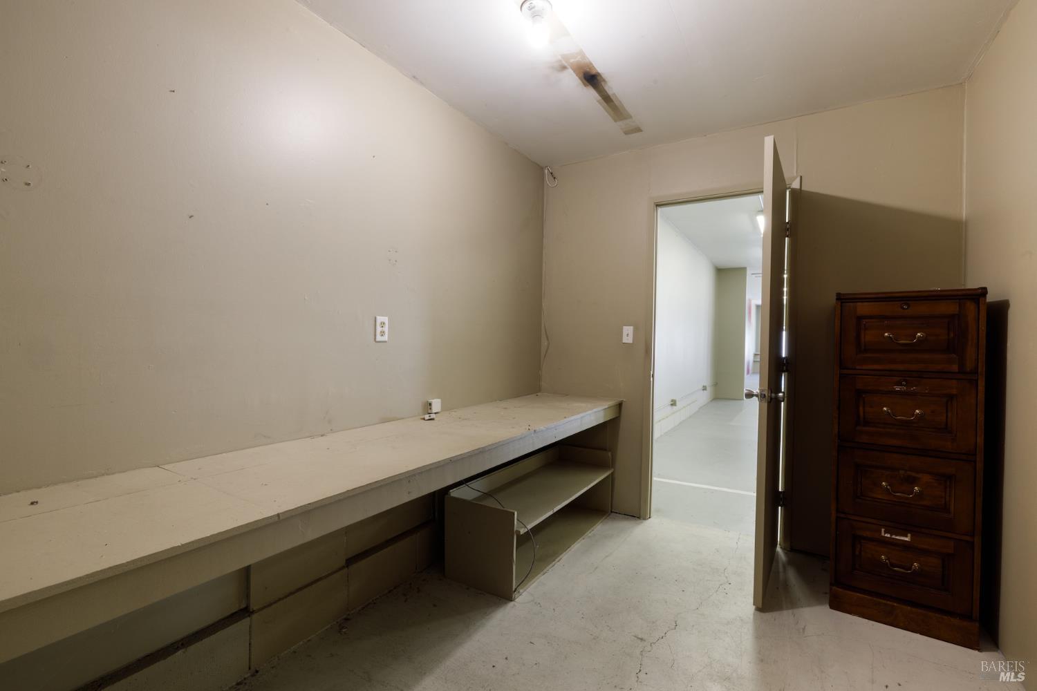 219 S Cloverdale Boulevard Cloverdale CA 95425