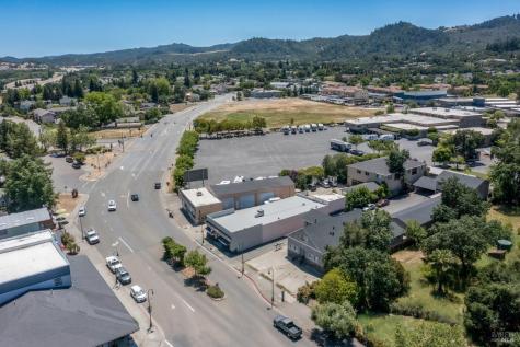 219 S Cloverdale Boulevard Cloverdale CA 95425