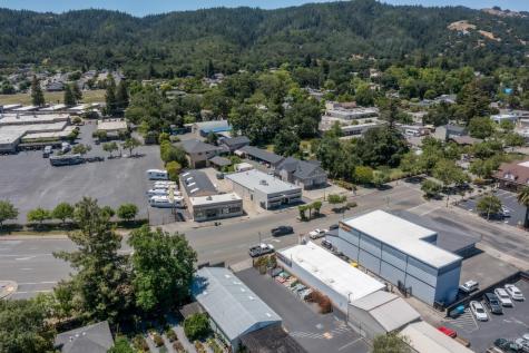 219 S Cloverdale Boulevard Cloverdale CA 95425