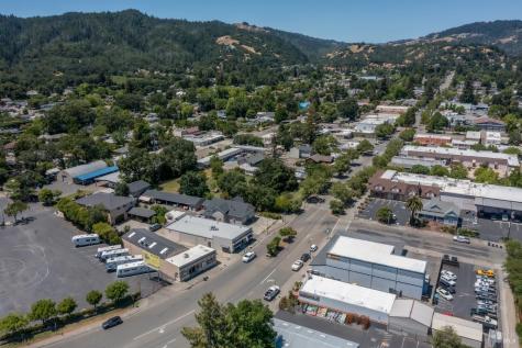 219 S Cloverdale Boulevard Cloverdale CA 95425