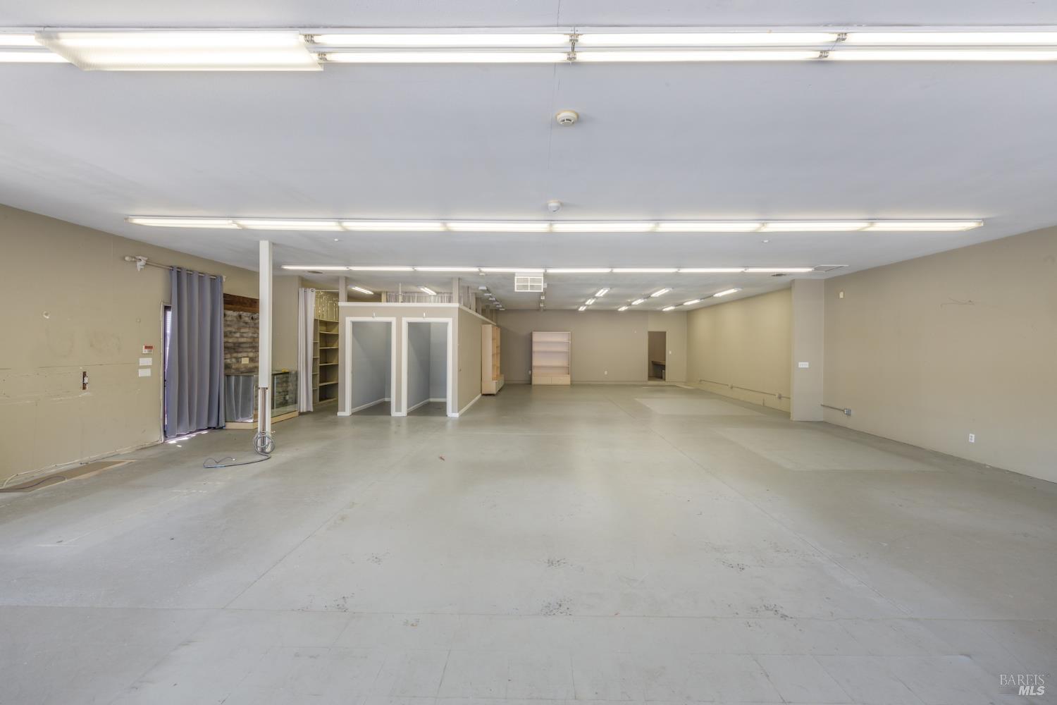 219 S Cloverdale Boulevard Cloverdale CA 95425