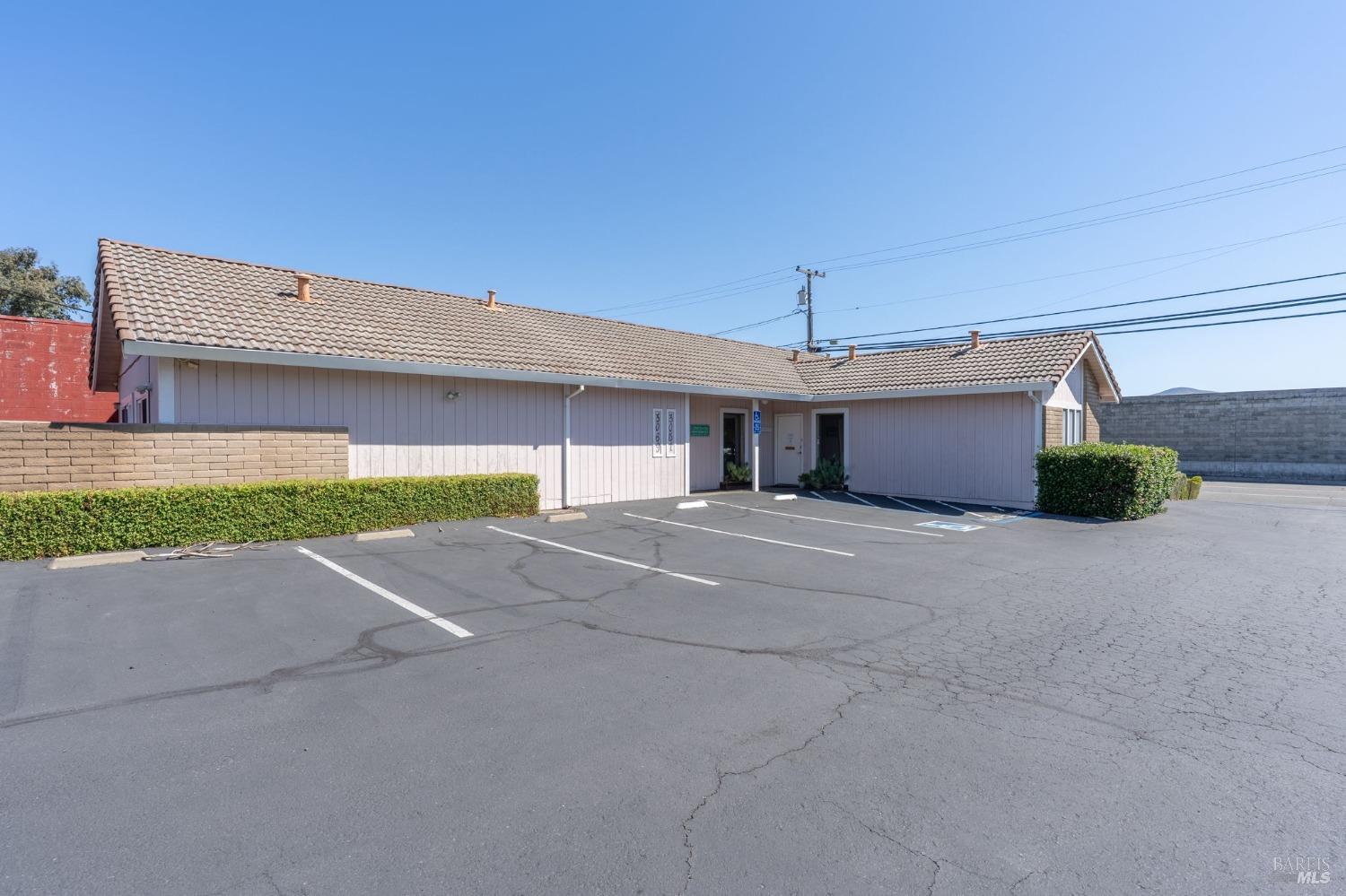 3051-3069 Solano Avenue Napa CA 94558