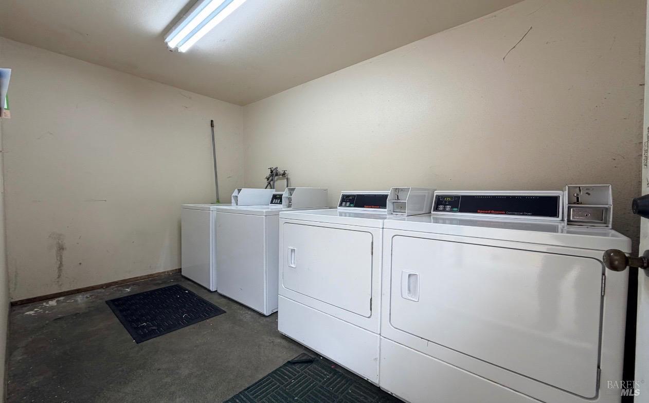 6015 Montecito Boulevard Santa Rosa CA 95409