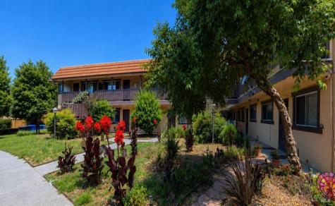 6015 Montecito Boulevard Santa Rosa CA 95409