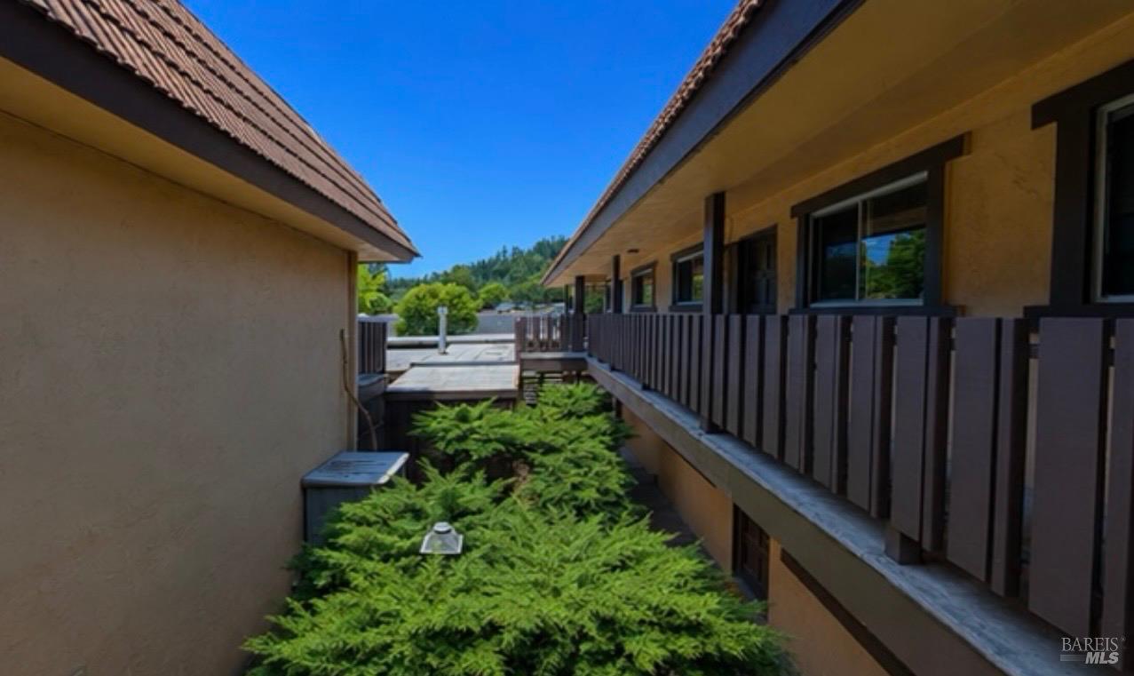 6015 Montecito Boulevard Santa Rosa CA 95409