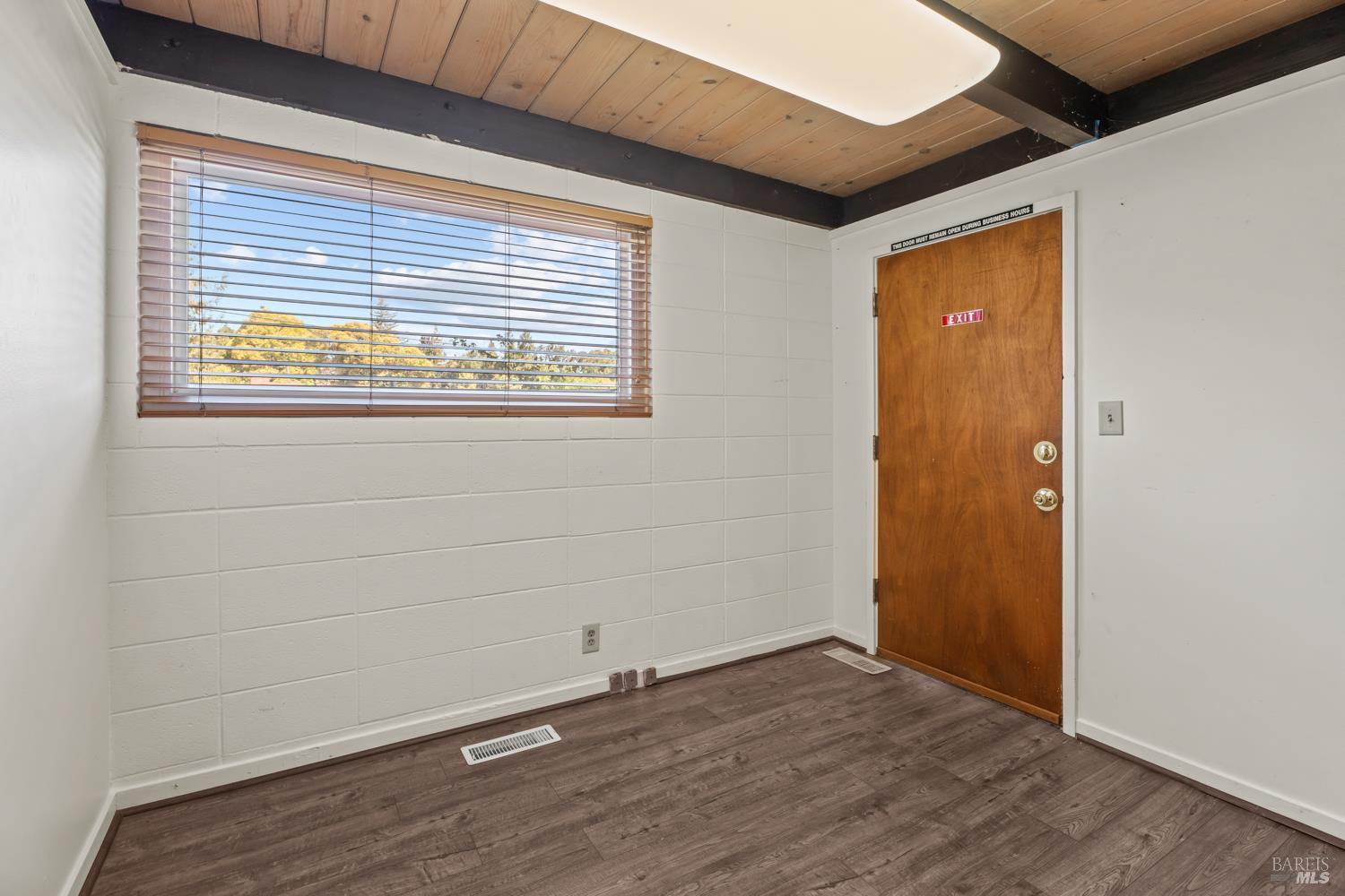 715-721 S Dora Street Ukiah CA 95482