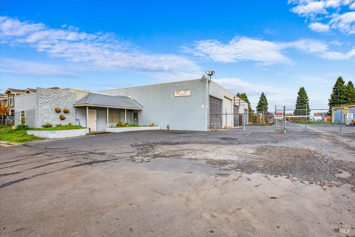 1599 Hampton Way Santa Rosa CA 95407