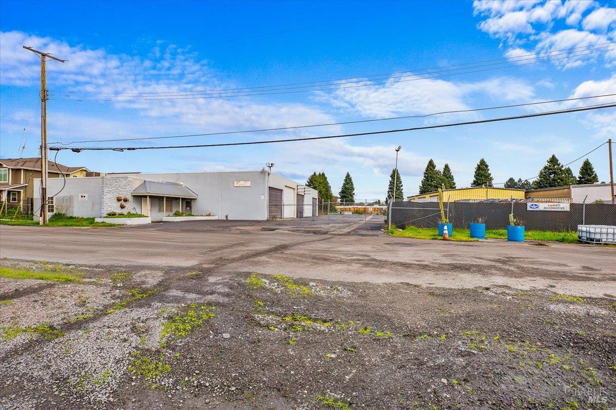 1599 Hampton Way Santa Rosa CA 95407