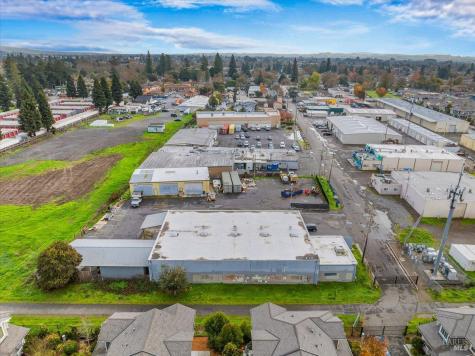 1599 Hampton Way Santa Rosa CA 95407