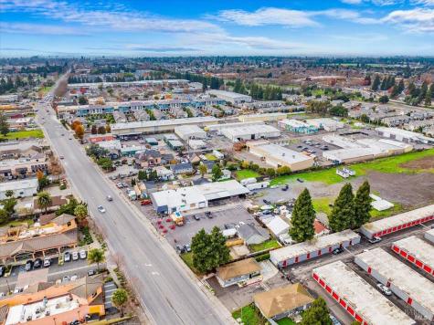 1599 Hampton Way Santa Rosa CA 95407