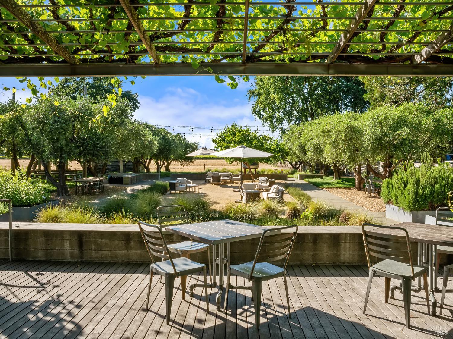3487 Alexander Valley Road Healdsburg CA 95448